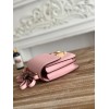 constance19-028