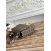 constance19-032