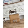 constance19-036