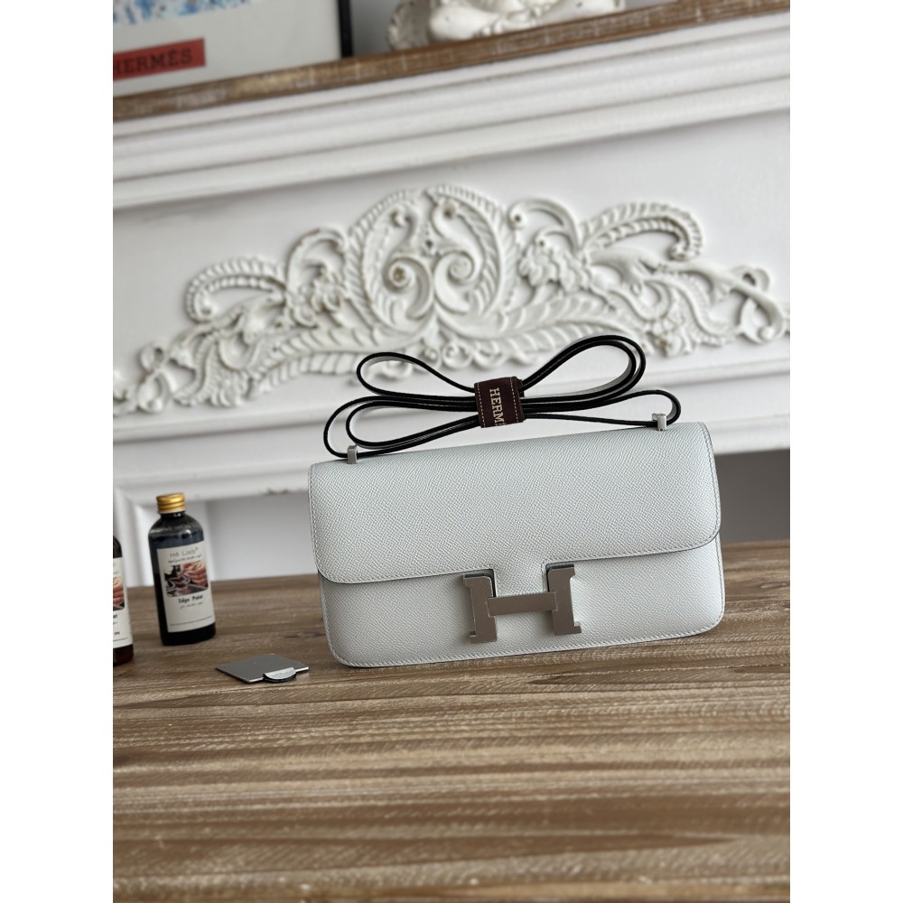 Constance-Elan-032