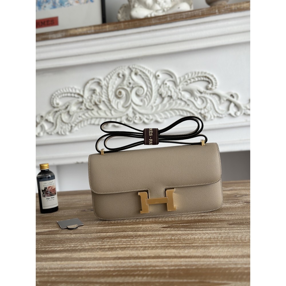 Constance-Elan-034