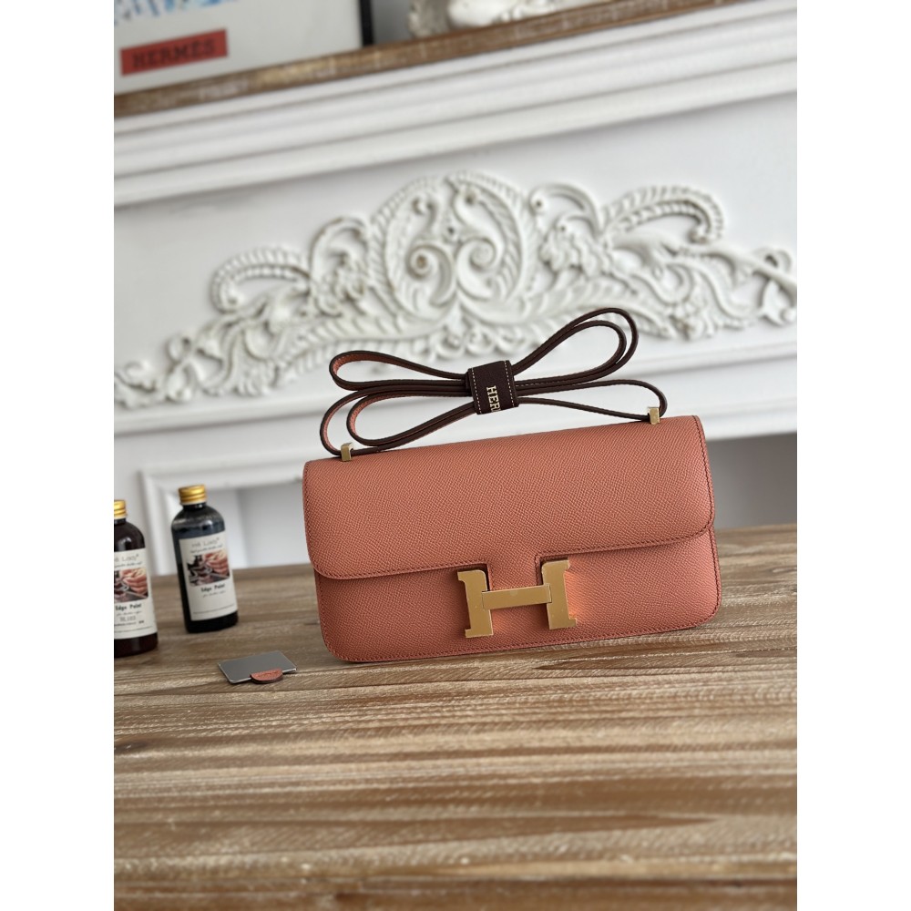 Constance-Elan-042