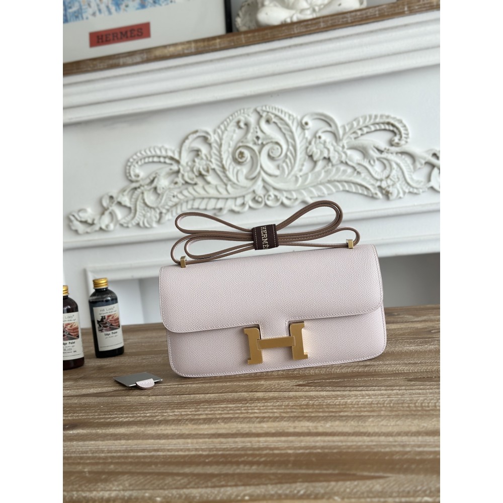 Constance-Elan-045