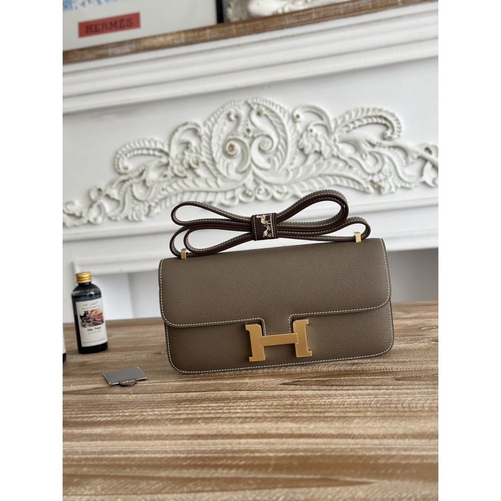 Constance-Elan-052