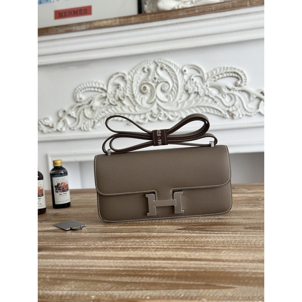 Constance-Elan-053