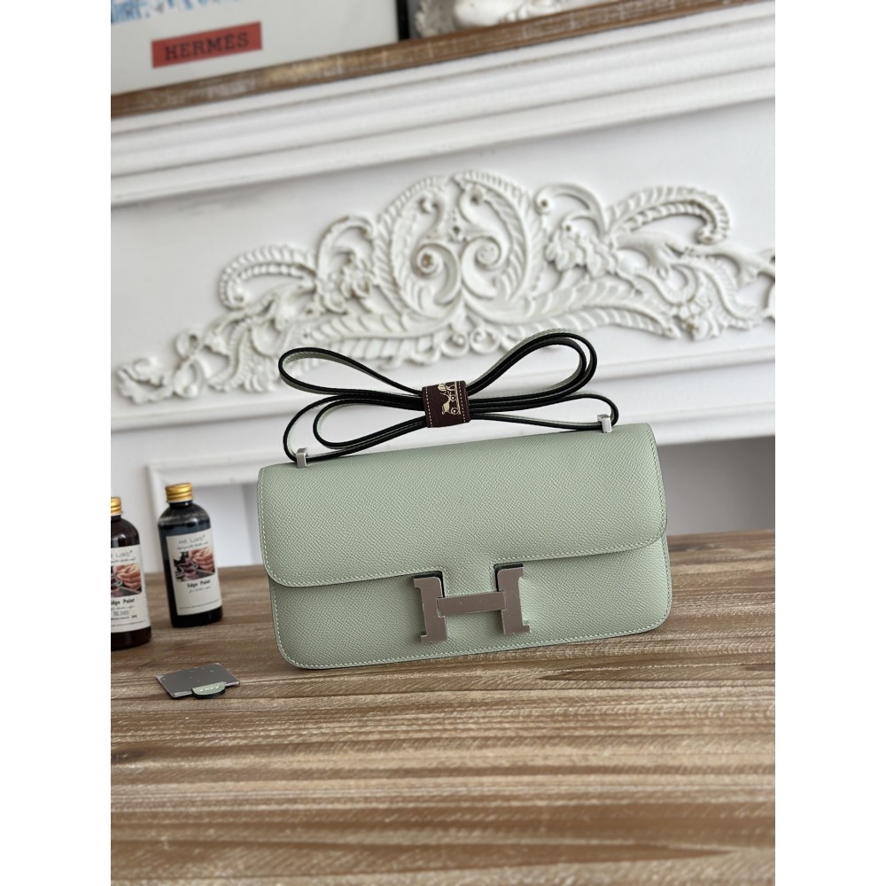 Constance-Elan-057