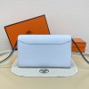 Constance-Woc-004