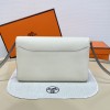 Constance-Woc-009
