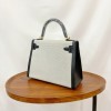 Kelly25-040