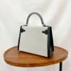 Kelly25-042
