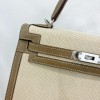 Kelly25-043