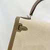 Kelly25-043