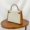 Kelly25-045