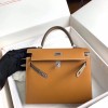 Kelly25-053