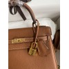 Kelly25-060