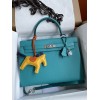 Kelly32-001