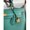 Kelly32-002