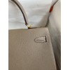 Kelly32-003