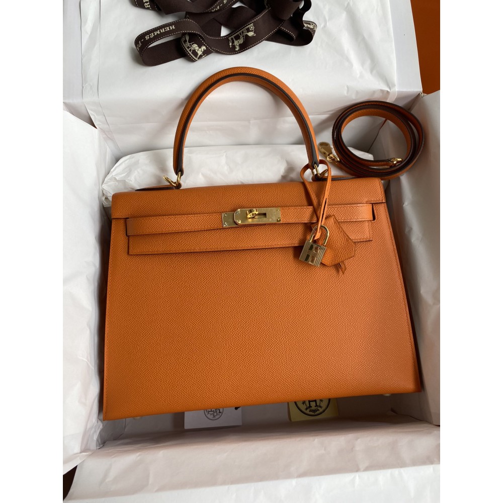 Kelly32-004