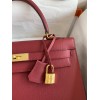 Kelly32-006