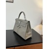 kelly-lakis28-001