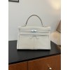 kelly-lakis28-002