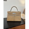 kelly-lakis28-003