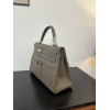 kelly-lakis28-004