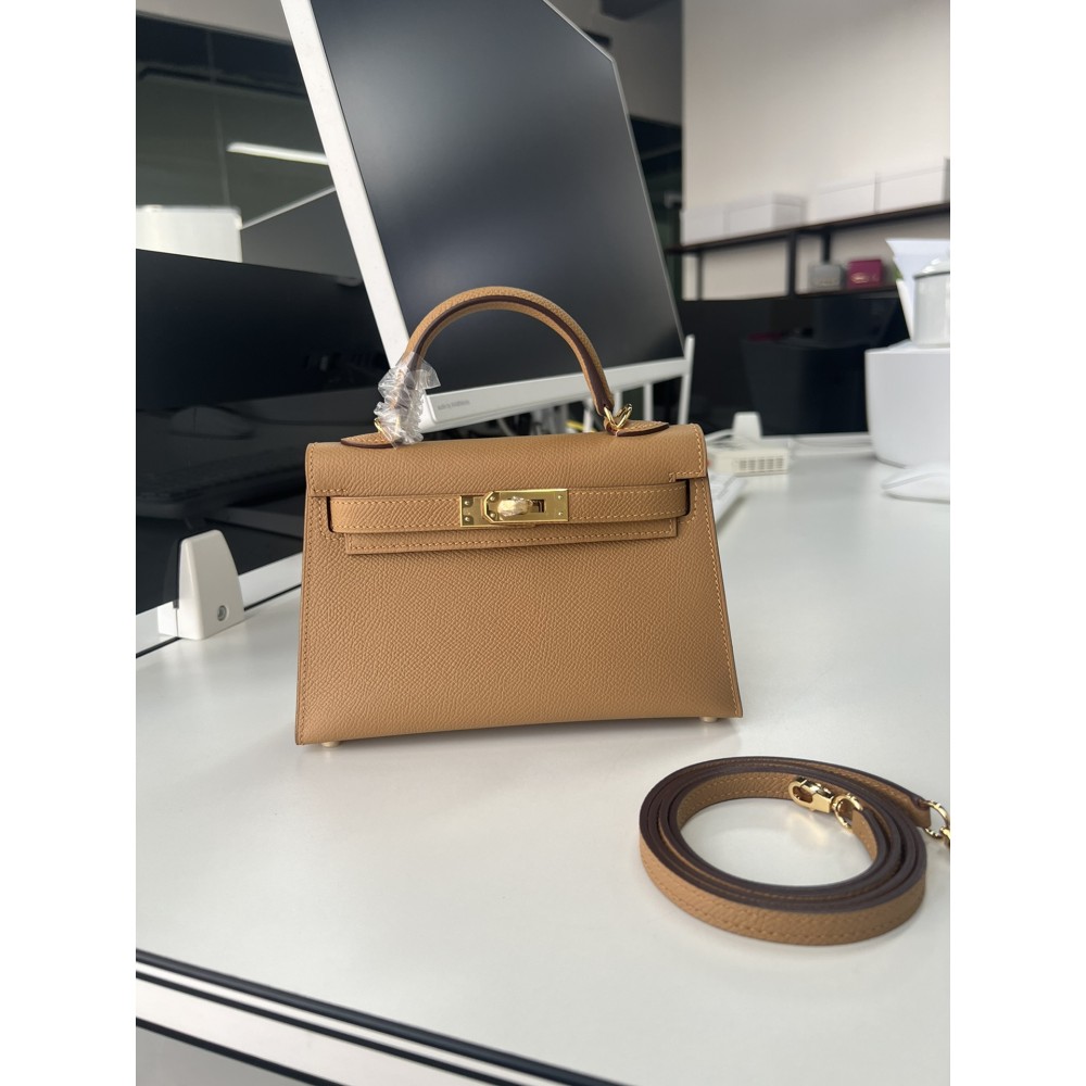 Kelly-mini-012