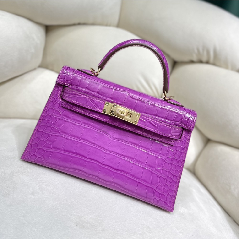 Kelly-mini-036