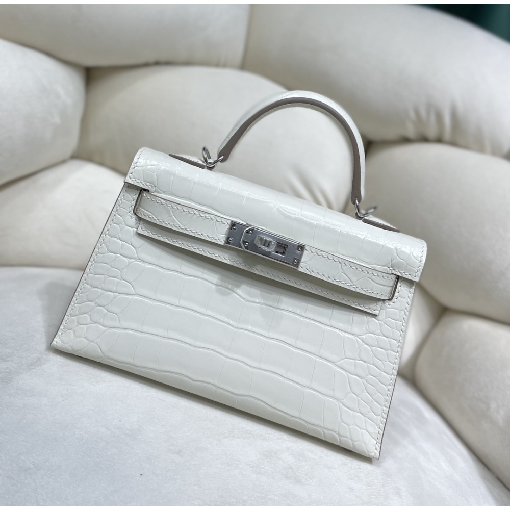 Kelly-mini-037