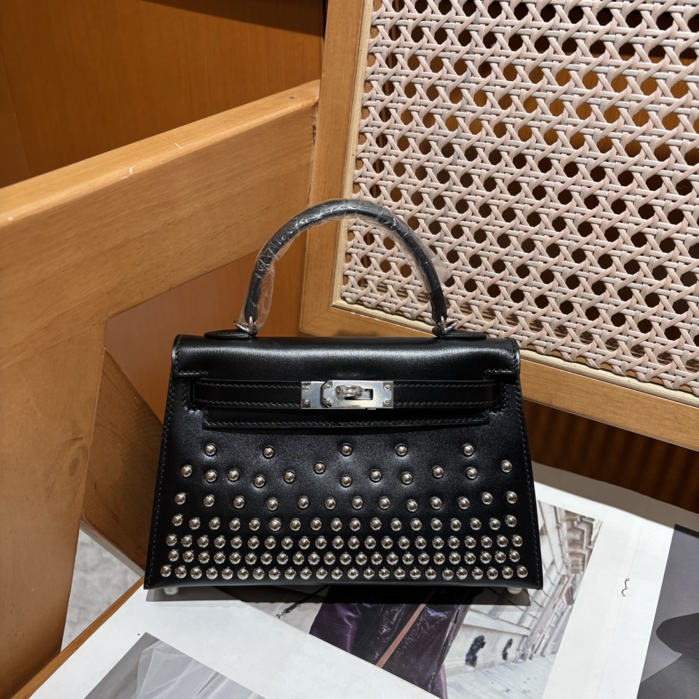 Kelly-mini-055