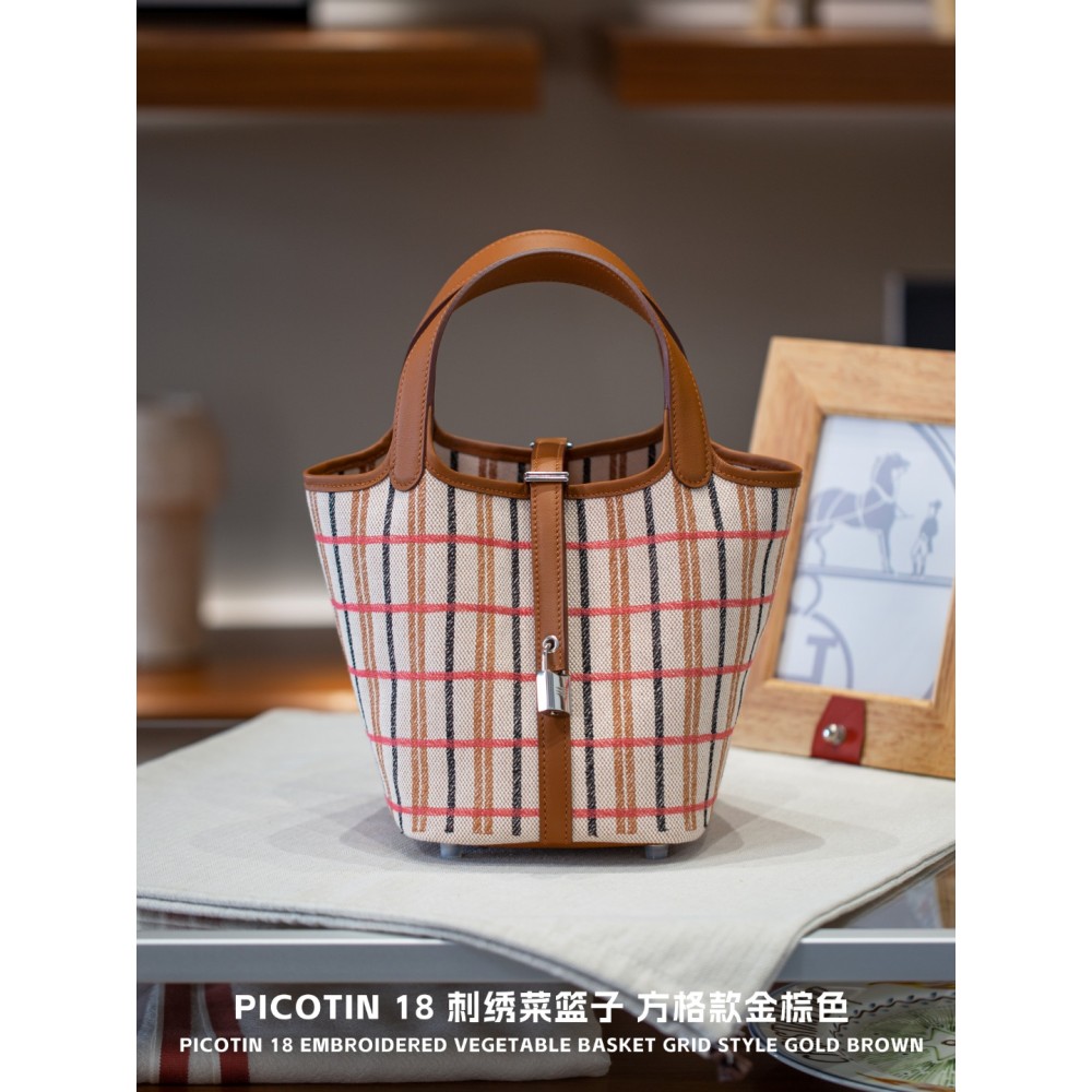 Picotin-Cargo-045